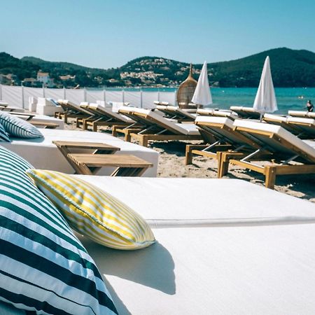 Appartement bord de mer avec terrasse Saint-Cyr-sur-Mer Eksteriør bilde