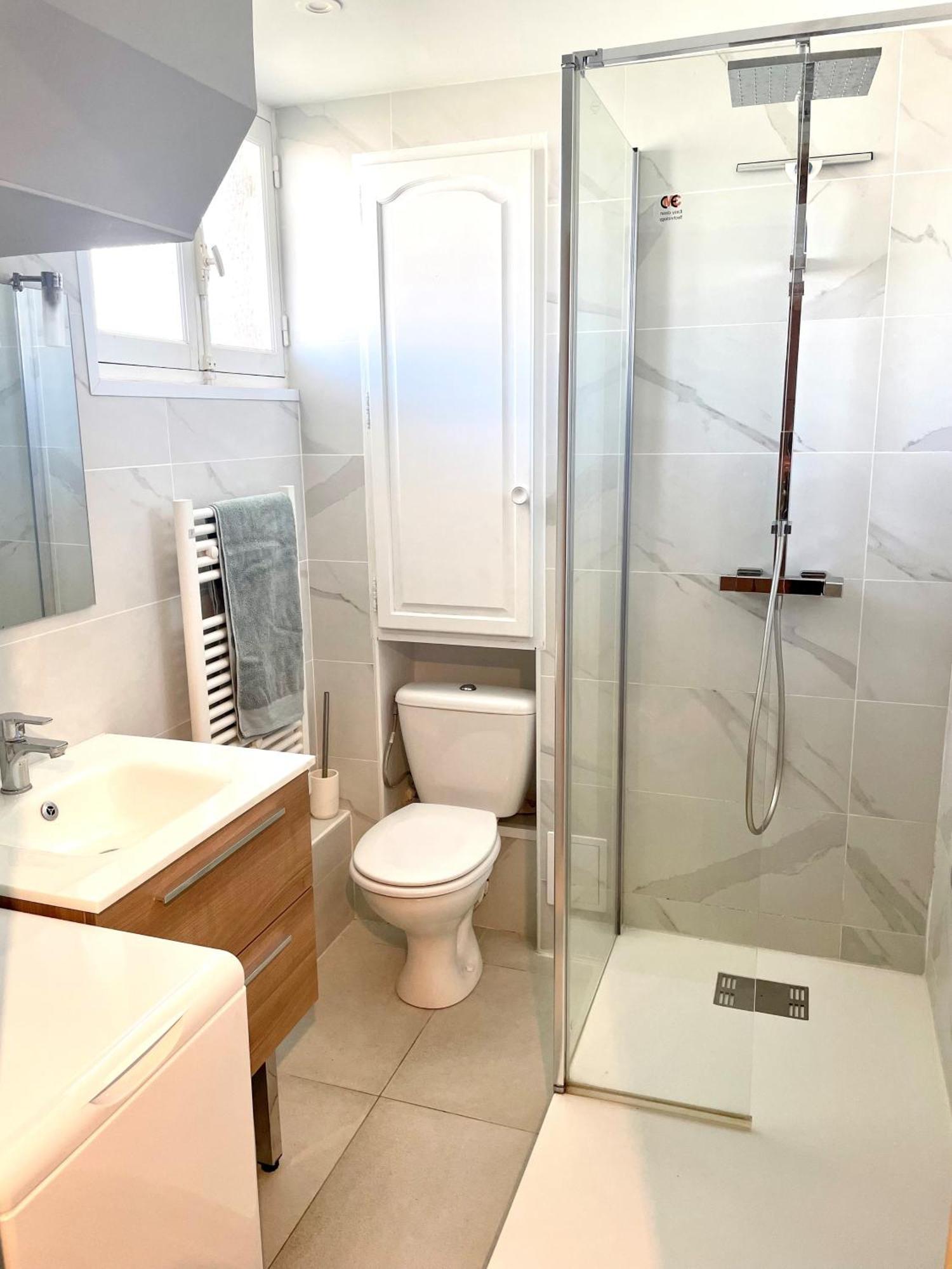 Appartement bord de mer avec terrasse Saint-Cyr-sur-Mer Eksteriør bilde